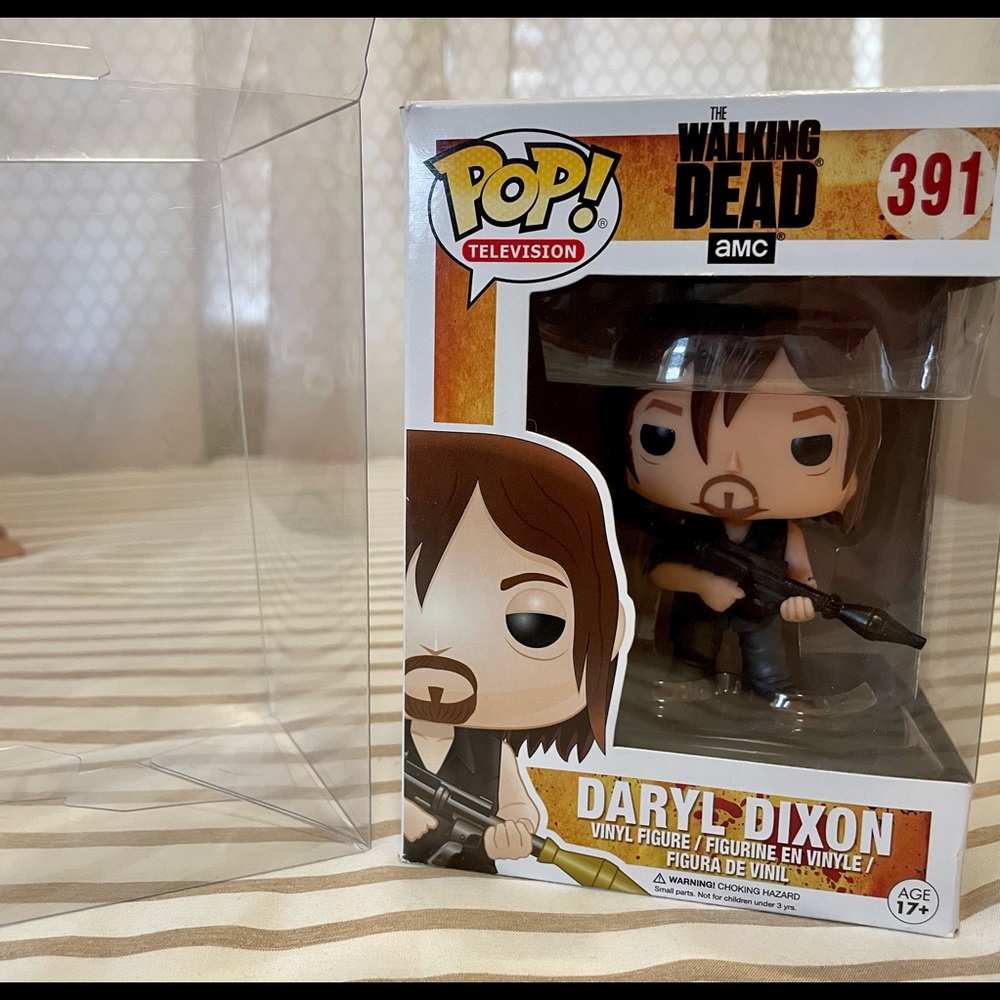 Daryl Funko Pop Vinyl #391 w/Protector